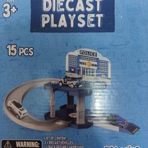 Track with 15 police pieces